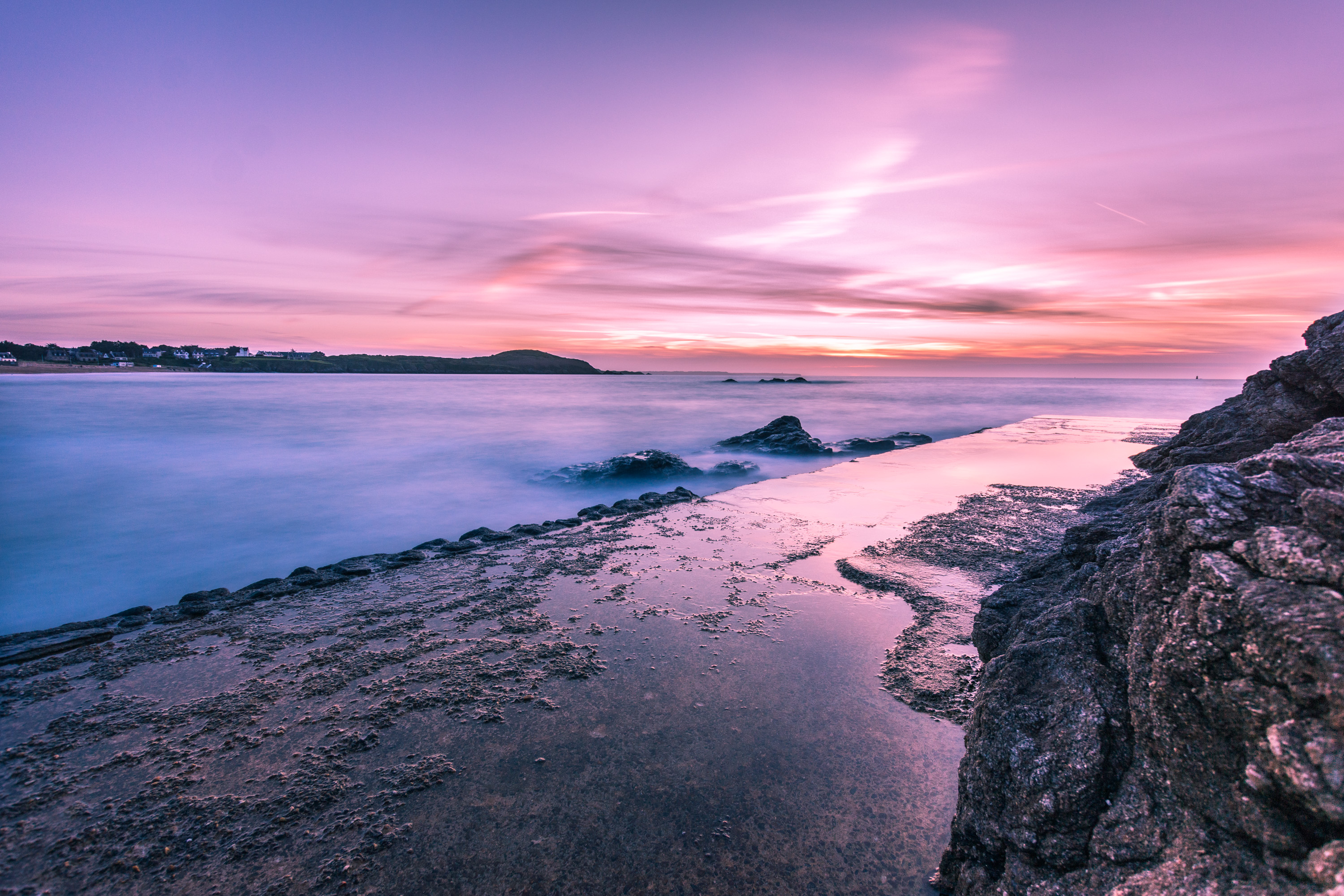 Blurry sea